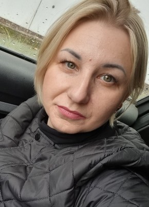 Ольга, 35, Россия, Устюжна