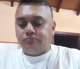 Adolfo , 48, Asuncion