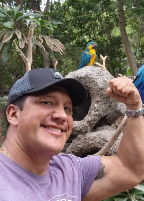 Alvaro, 47, República del Ecuador, Guayaquil