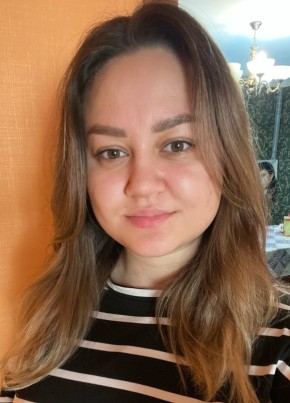 Лена из Саратова 24 года