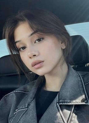 Оля из Краснодара 23 года