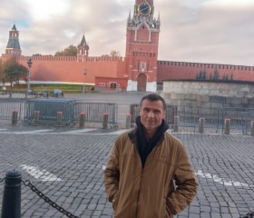 Rakhmatullo, 46, Moscow