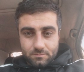 4:20>, 29, Yerevan