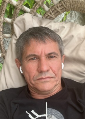 Сергей из Мегиона 48 лет