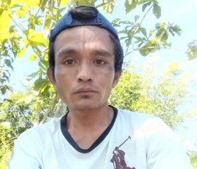 Riyangeko, 38, Surakarta