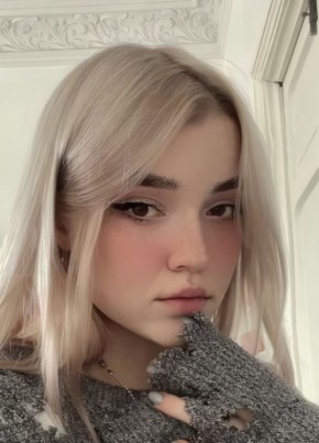 Крис из Львова 22 года
