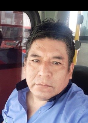 Luis Enrique, 42, República del Perú, Lima