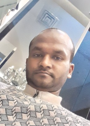 Firoz, 28, Kuwait, Kuwait City