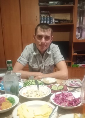Евгений, 35, Россия, Слободской