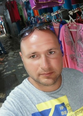 Artyem, 35, Russia, Moscow
