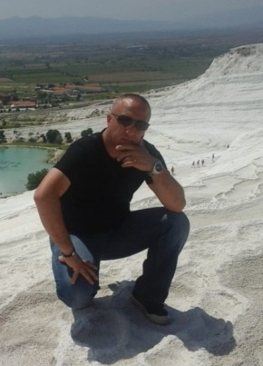 CihaN из Antalya 48 лет