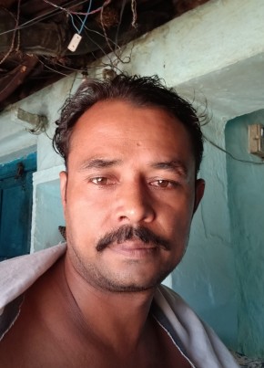 B. D., 37, India, Indore