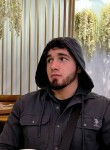 Roma, 20, Magadan