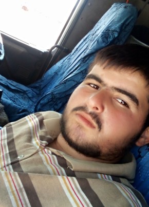 أحمد حقي из حلب 18 лет
