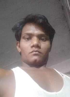 Bbacchan niahad, 19, India, Bhiwāni