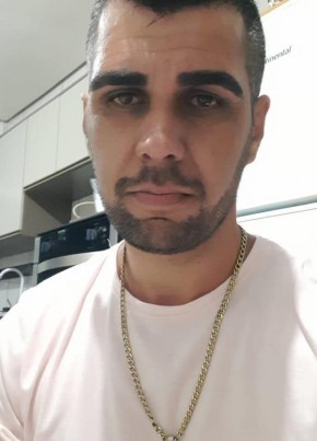 Gabriel из Francisco Beltrão 33 года