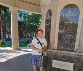 Ilya, 56, Kazan