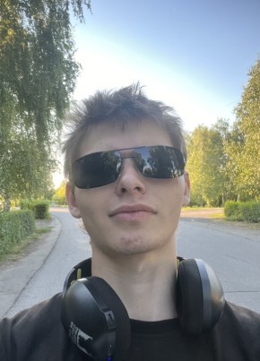 Валера из Рубцовска 19 лет