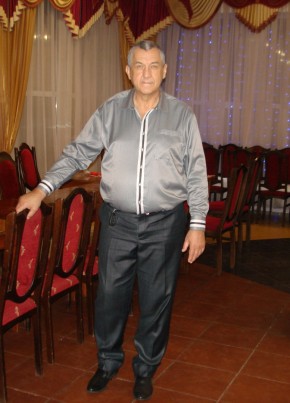 Aleksandr, 64, Russia, Novopavlovsk