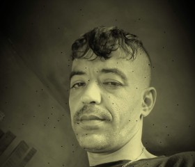Please tell, 35, Beirut