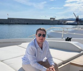 Hamlet, 21, Antibes