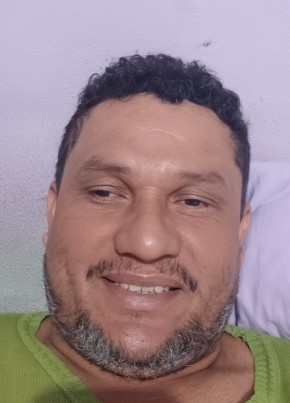 Jonatas из Manáos 43 года
