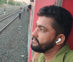 Mahendra, 26, Washim