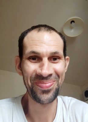 Christophe, 43, République Française, Niort