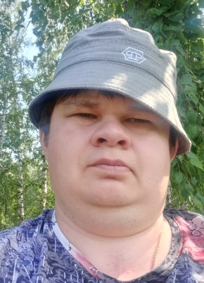 Максим из Казанское 41 год