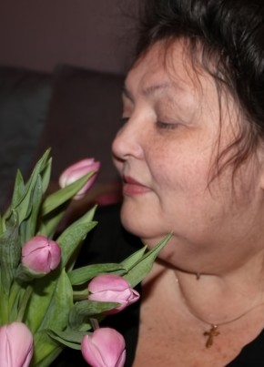 Вера, 68, Россия, Москва