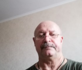 Алексей, 64 года, Калининград