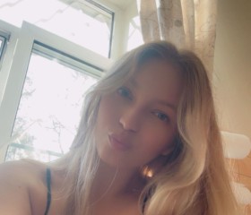 Sofa, 18, Moscow