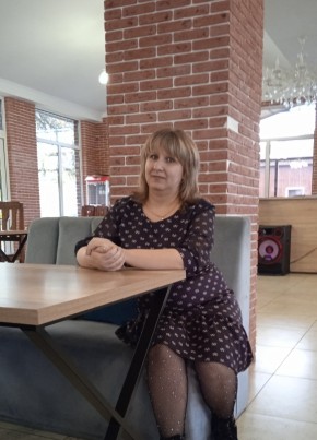 Марина, 41, Україна, Амвросіївка