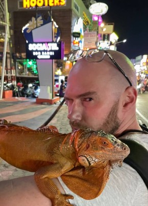 Павел из Калязина 38 лет