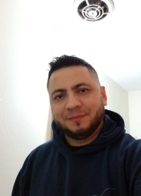 Carlos, 33, United States of America, New Brunswick