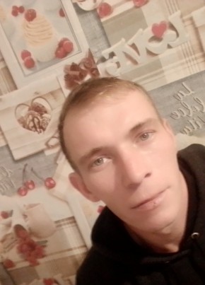 Максим, 32, Россия, Каргополь