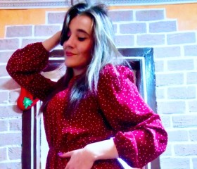 Anyuta, 25, Moscow