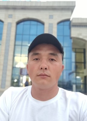 Тимур из Энгельса 29 лет