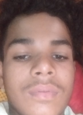 Uvaish Khan, 18, India, Delhi