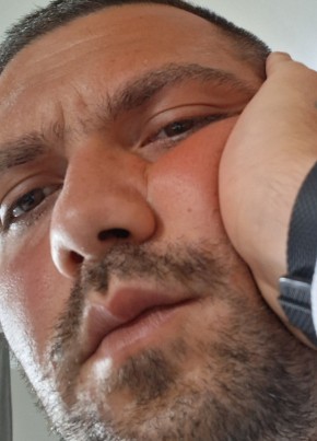 Harout из Göteborg 27 лет