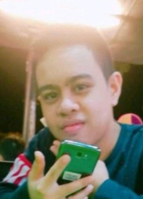 Adie_Zul97 из Kuala Lumpur 28 лет