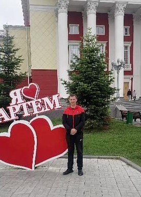 Dzhon, 42, Russia, Artem