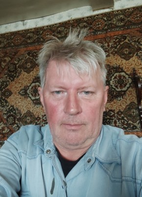Александр Петров, 64, Россия, Невель