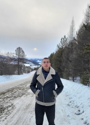Кир, 24, Россия, Алтайский