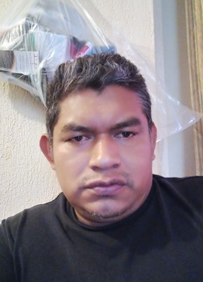 Gustavo Alfaro, 48, Estados Unidos Mexicanos, Tijuana