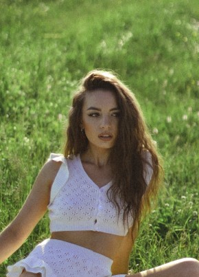Ирина из Омска 31 год