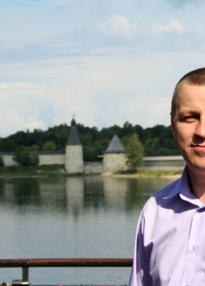 Александр, 40, Россия, Псков