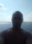 Виталя, 37 лет, Архангельск