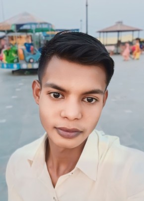 Vishal Saini, 18, India, Rāmpur