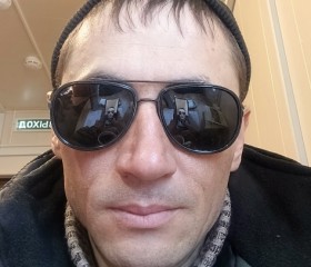 Oleg, 24, Kazan
